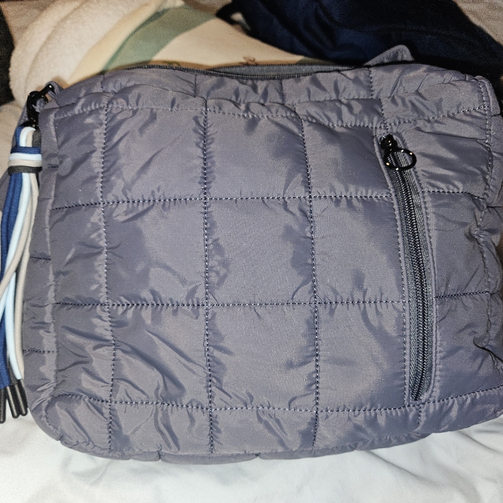 Rad Rev Cloud Messenger In GRAY - Picture 2 of 6